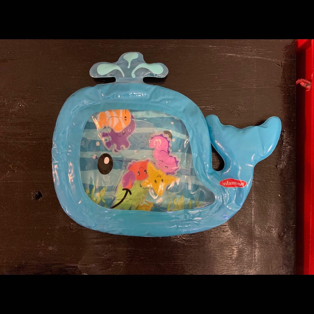 Baby water play mat